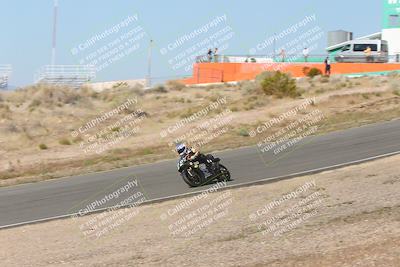 media/Apr-20-2025-AHRMA (Sun) [[393a79c373]]/Race/Group 11 early race/Turn 4b/